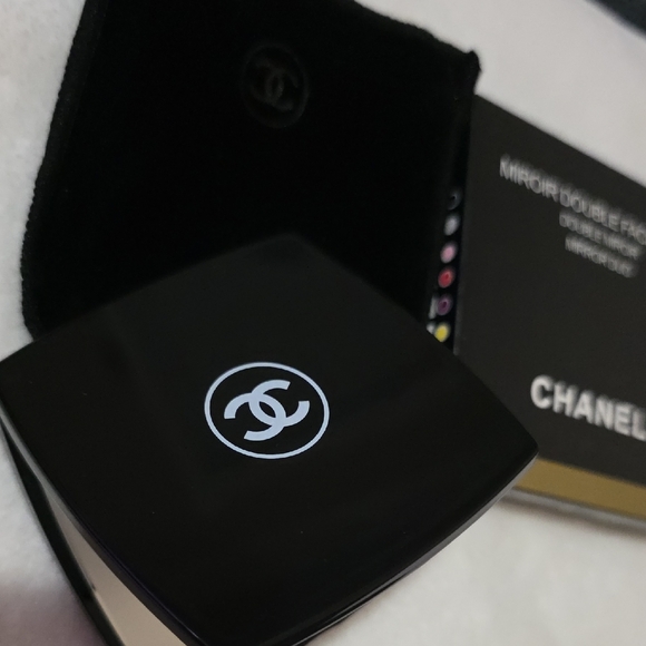 NEW~ CHANEL Double Sided Mirror - Picture 4 of 10